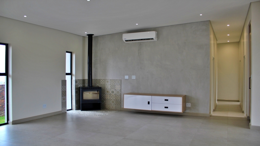 3 Bedroom Property for Sale in Helderzicht Eco Estate North West